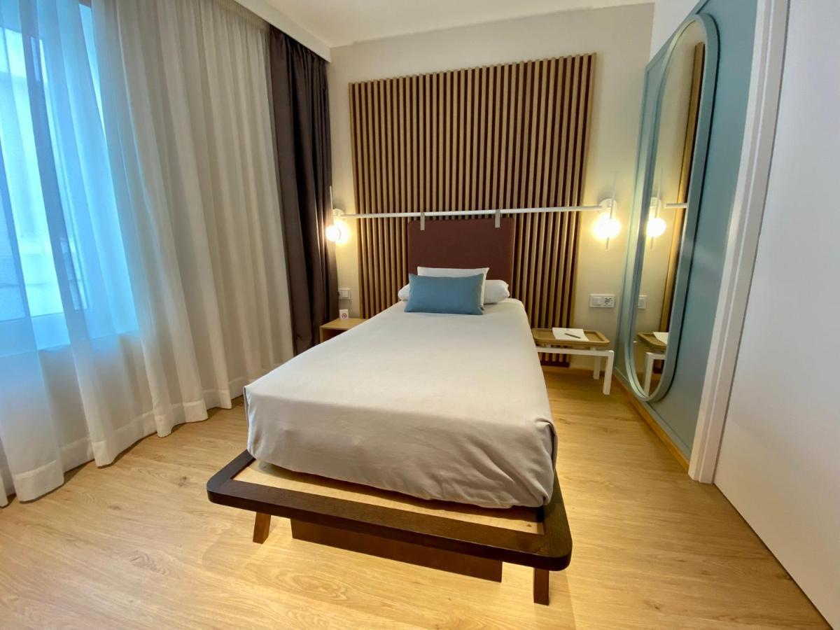 Hotel Leonor Conil 콘일데라프론테라 외부 사진